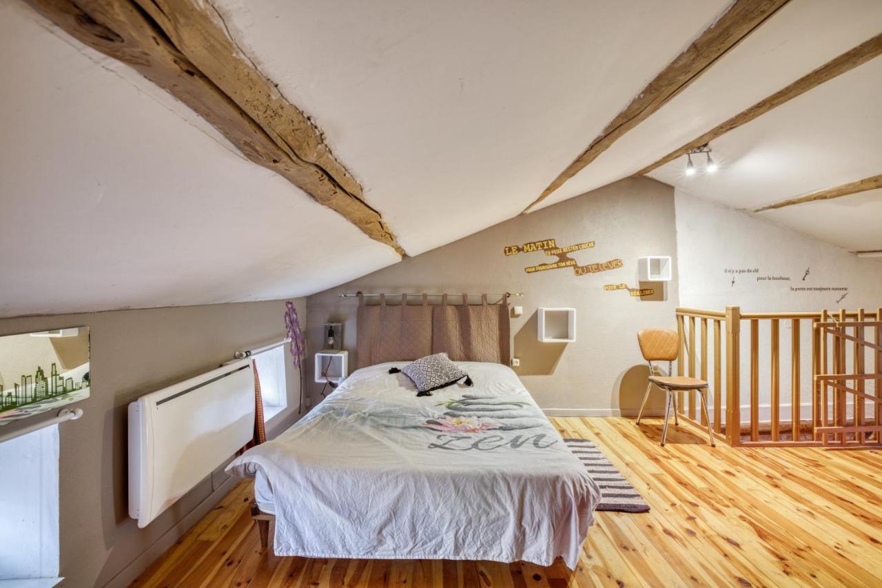 Maison Charmante A Valprivas Avec Jardin Prive. 外观 照片