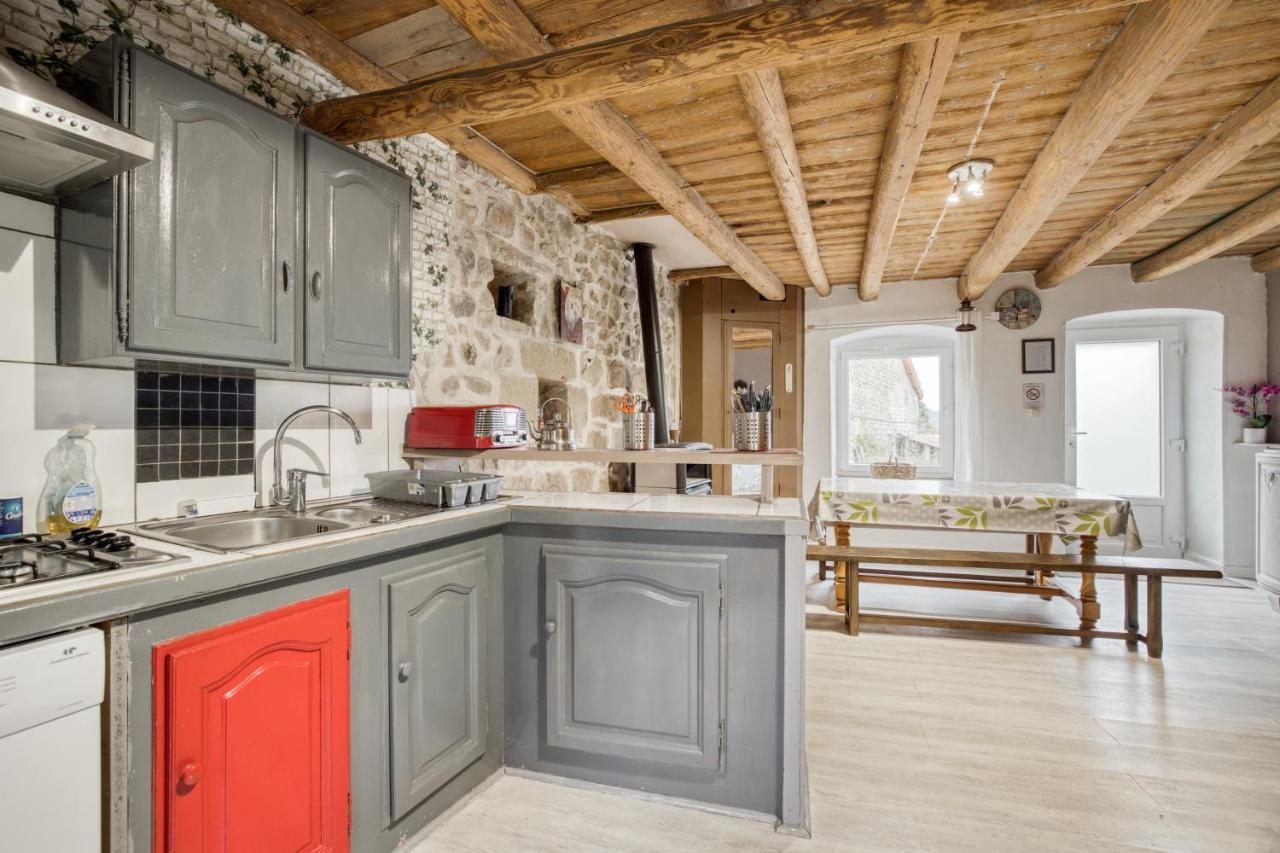 Maison Charmante A Valprivas Avec Jardin Prive. 外观 照片