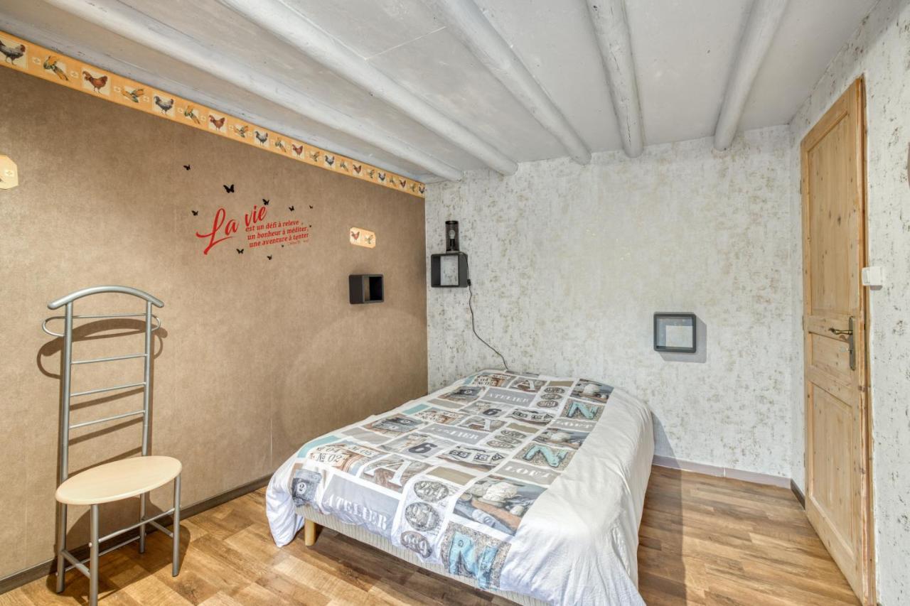Maison Charmante A Valprivas Avec Jardin Prive. 外观 照片